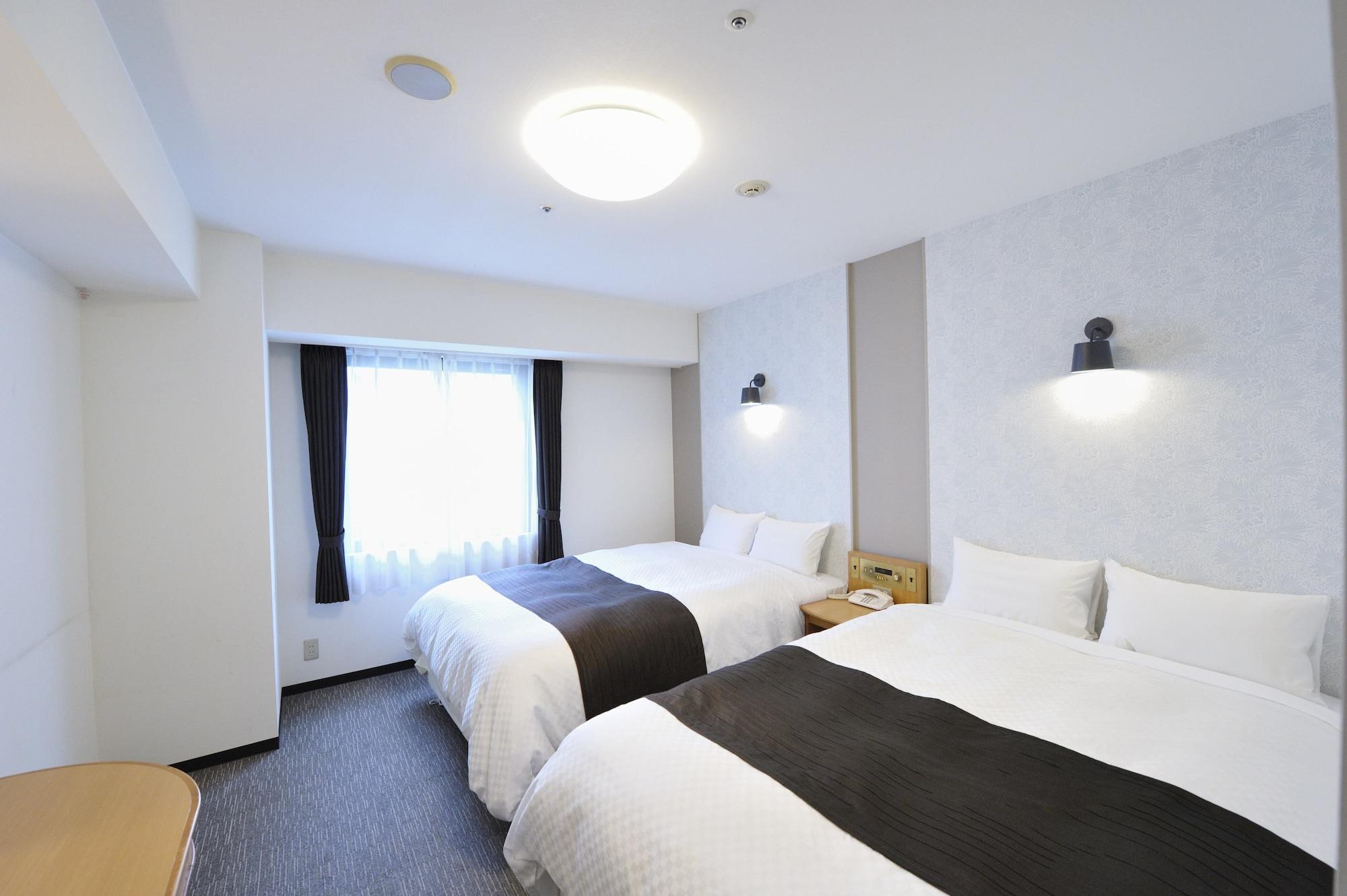 Court Hotel Shin-Yokohama Йокохама Екстериор снимка